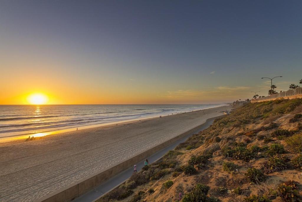 Ocean View From Private Patio, Across Street From Beach Carlsbad Exterior foto