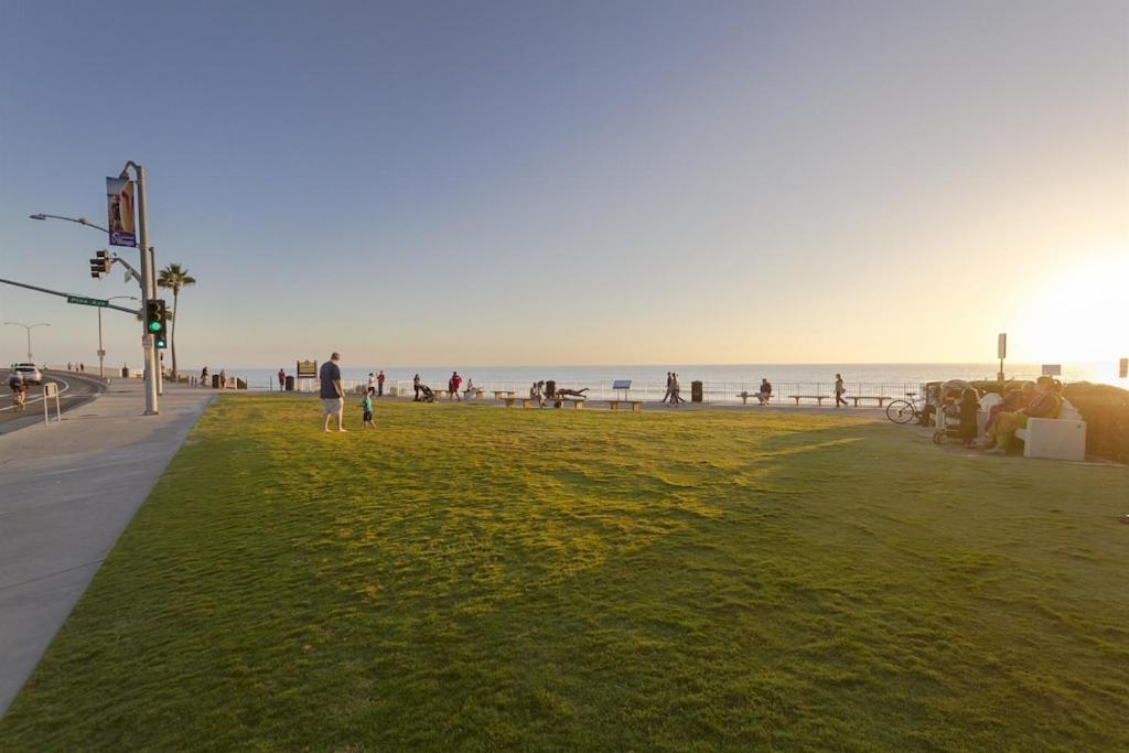 Ocean View From Private Patio, Across Street From Beach Carlsbad Exterior foto